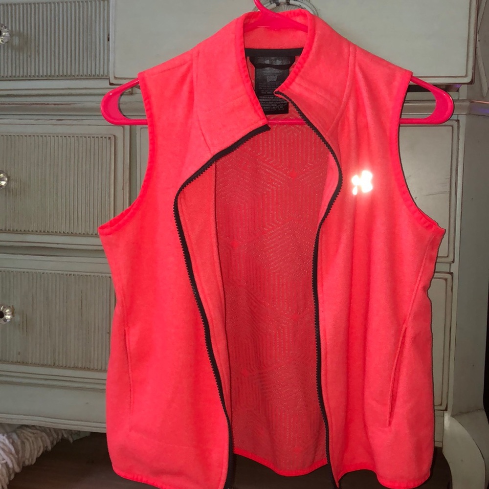 Under Armour fleece vest